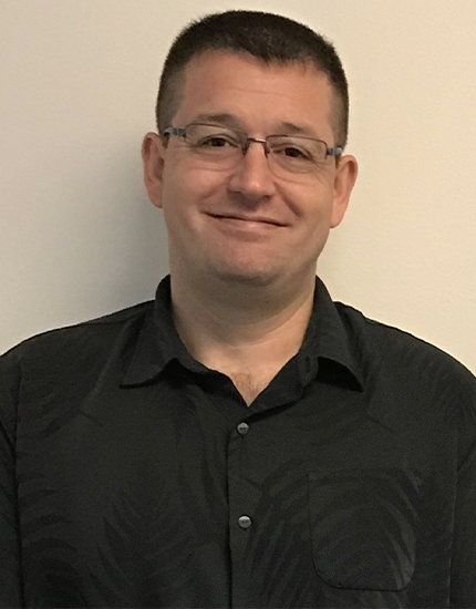 Dr McFarland headshot